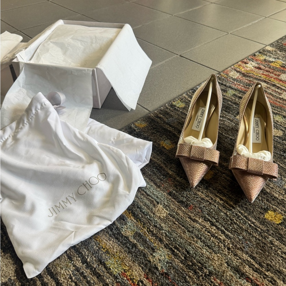 Jimmy Choo Ballet Pink Love Bow 65